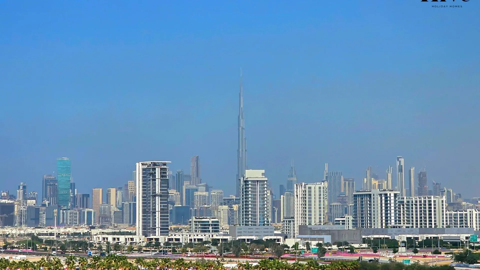 Beautiful Studio Apartment In Mag 930 Dubai